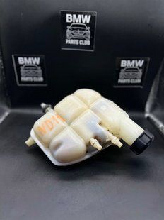 бачок розширювальний BMW F48 X1 2015-2022 17137617362 17137617362 фото