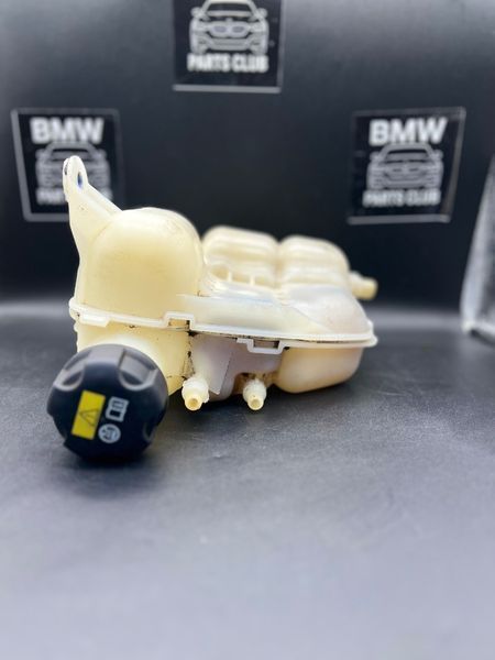 бачок розширювальний BMW F48 X1 2015-2022 17137617362 17137617362 фото