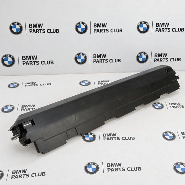 Накладка радиатора верхняя BMW 17118632116 17118632116 фото