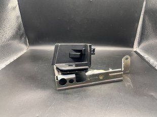 Опора ліва для шторки 51477396581 BMW X3 G01 2018-2024 51477396581 фото