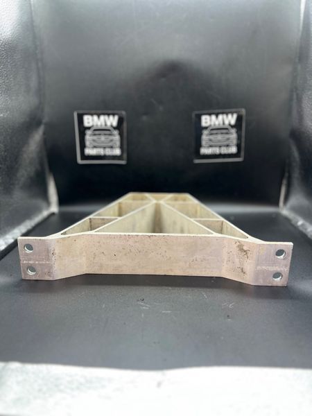 Підсилювач металевий 51617391460 BMW G01 X3 2018-2024 51617391460 фото