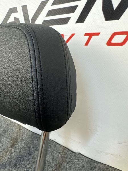 Підголовник заднього ряду BMW 330I G20 2018-2024 2207948062 52207948062 фото