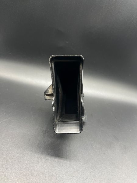 Водостік правий нижній BMW 5 G30 G31 G11 G05 17-23 61667357248 61667357248 фото