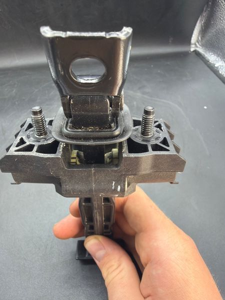 Обмежувач дверей передніх 51217432184 BMW G20 330i 2018-2024 51217432184 фото