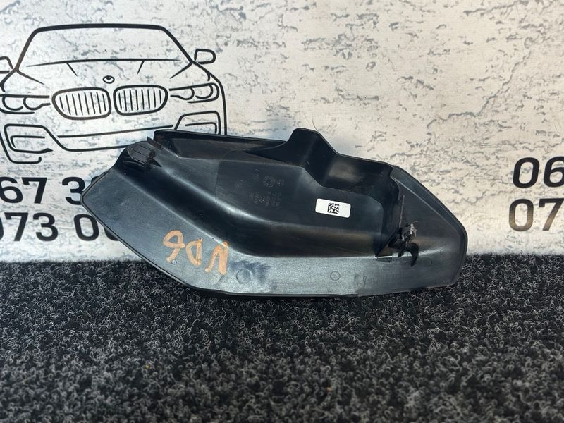 Кришка блоку управління ECU ліва BMW 530i G30 2017-2024 12908648221 12908648221 фото
