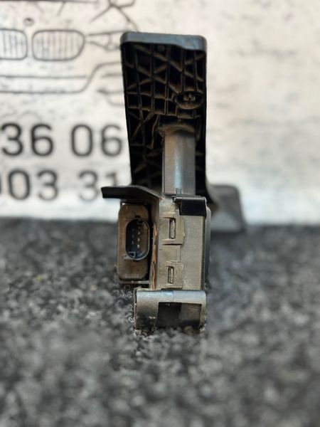 Модуль педалі газу BMW G01 X3 2018-2024 35406889818 35406889818 фото