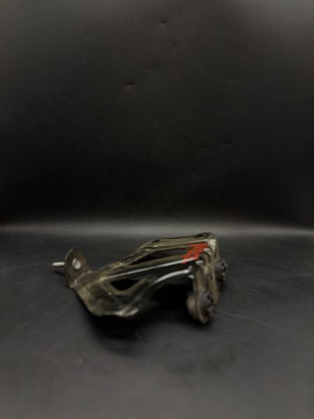 Кронштейн конденсатора BMW G01 X3 2018-2024 64219367097 64219367097 фото