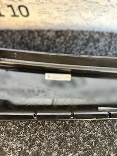 Молдинг дверей задніх лівих BMW G01 X3 2018-2024 51357410045 51357410045 фото