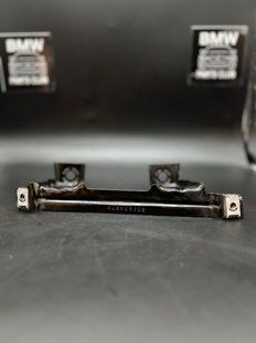 Кронштейн крила лівий BMW X5 Xdrive F15 2012-2018 51647294551 51647294551 фото
