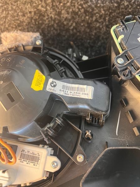 Пічка у зборі 64119237550 BMW 328i F30 2011-2018 64119237550 фото