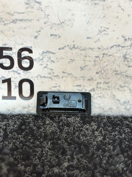 Підсвітка номерного знаку 63267193293 BMW F48 X1 2015-2022 63267193293 фото