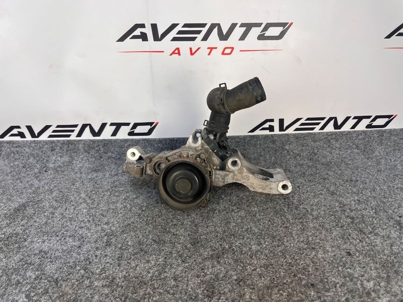 Насос рідини охолоджуючої з кронштейном 11518601366 BMW F48 X1 2015-2022 11518601366 фото