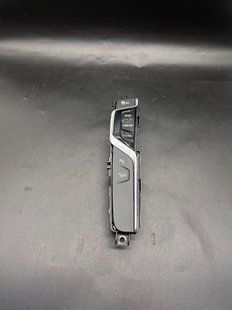 Панель керування центральною консолю 61316993921 BMW X3 G01 2018-2024 61316993921 фото