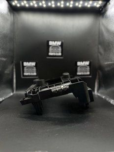 Кронштейн блок запобіжників BMW F48 X1 2015-2022 61139379323 61139379323 фото