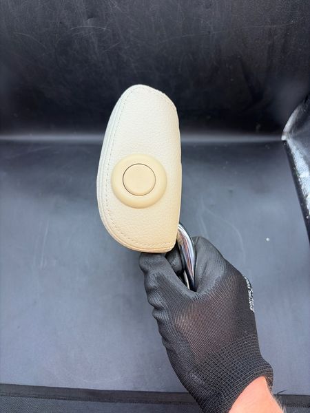 Підголовник середній(біла шкіра) 52207312858 BMW 328i F30 2012-2018 52207312858 фото