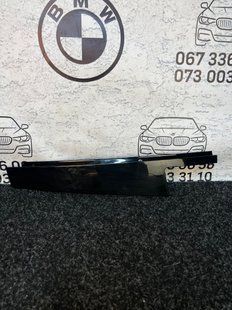 Накладка дверей задня ліва 51357336975 BMW G30 530i 2017-2024 51357336975 фото