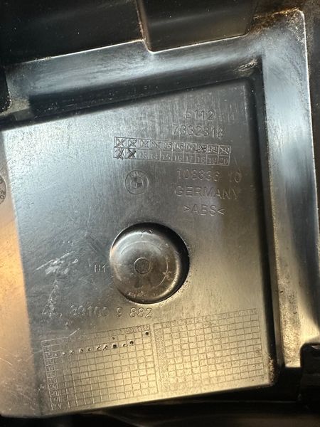 Кронштенй бампера заднього BMW F48 X1 2015-2022 51127332318 51127332318 фото