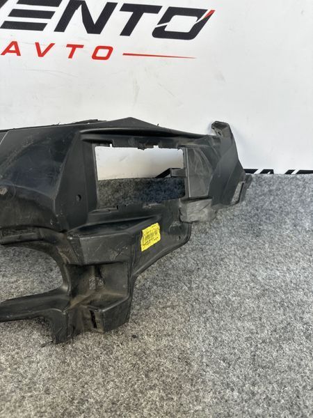 Кронштейн туманки лівий BMW X5 G05 2017-2025 51118064595 51118064595 фото
