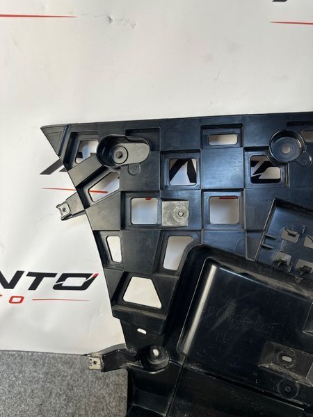 Кронштейн (кріплення) заднього бампера лівий BMW X7 G07 51128084141 51128084141 фото