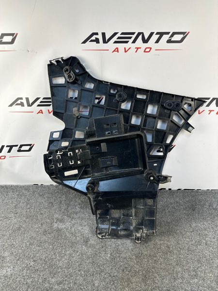 Кронштейн (кріплення) заднього бампера лівий BMW X7 G07 51128084141 51128084141 фото