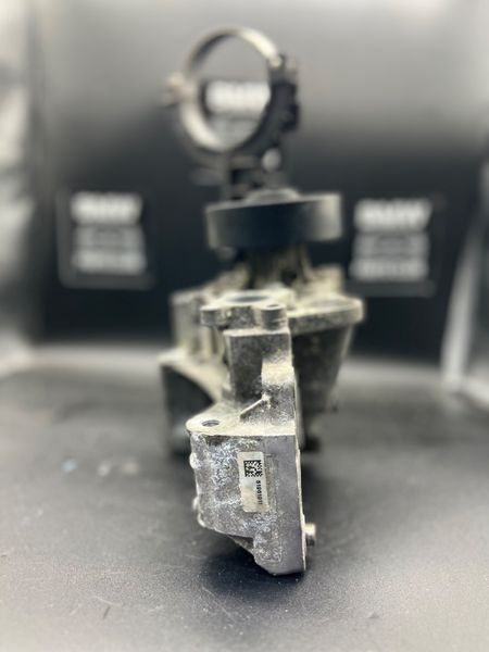 Насос рідини охолоджуючої 11518650988 BMW G01 X3 2018-2024 11518650988 фото