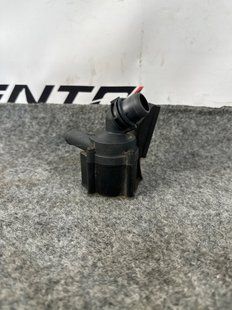 Насос охолодження додатковий 64119230233 BMW X5 E70 2008&ndash;2013 64119230233 фото