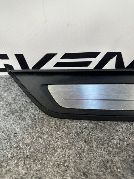 Накладка порогу Sport line передня 51477405774 BMW 330i G20 2018-2024 51477405774 фото