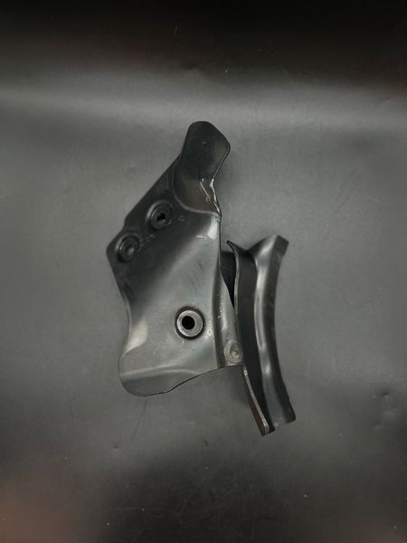 Бризговик ліва сторона BMW X5 Xdrive F15 2012-2018 33316782521 фото
