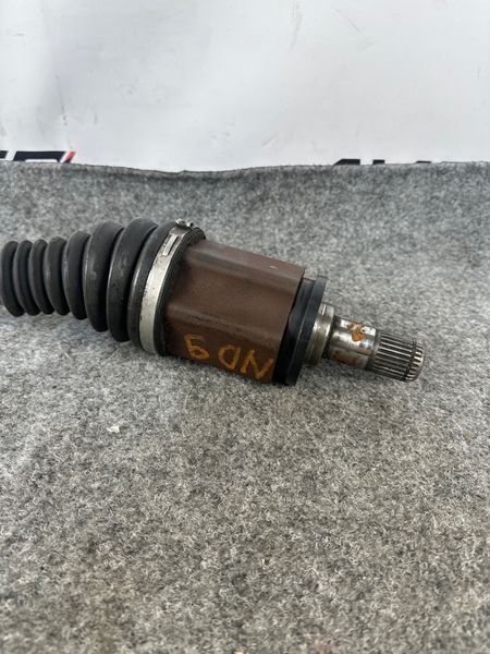Піввісь передня ліва 31607545125 BMW X5 F15 2012&ndash;2018 31607545125 фото