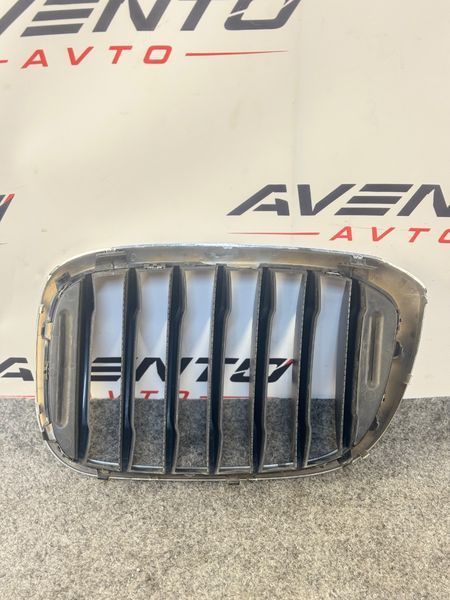 Декоративна решітка права 51137478670 BMW G01 X3 2018-2024 51137478670 фото