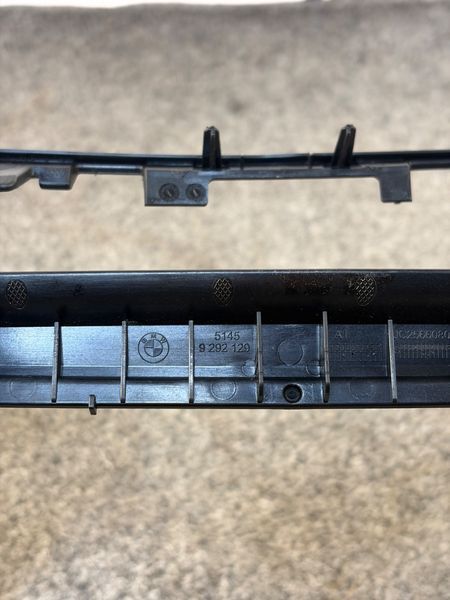 Накладка торпедо для BMW X1 F48 2015-2022 51459292128 51459292128 фото