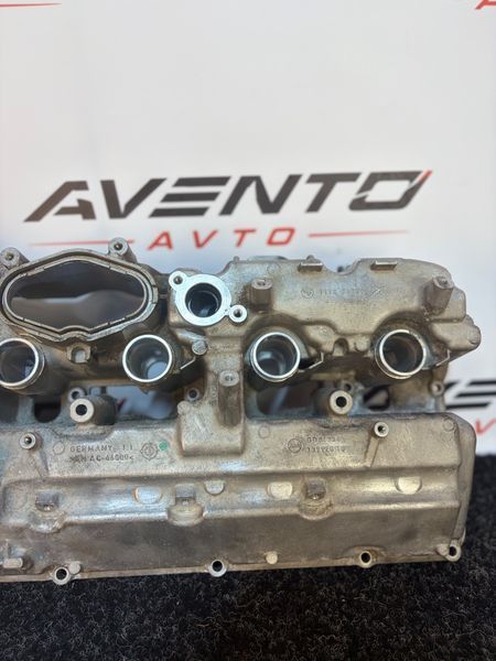 Кришка головки блоку циліндрів 5-8 BMW X5 Xdrive F15 2012-2018 11127636612 11127636612 фото
