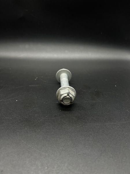 Болт BMW G01 X3 2018-2024 33326764927 33326764927 фото