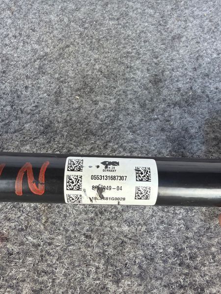 Піввісь задня ліва 33208664049 BMW G30 530i 2017-2024 33208664049 фото