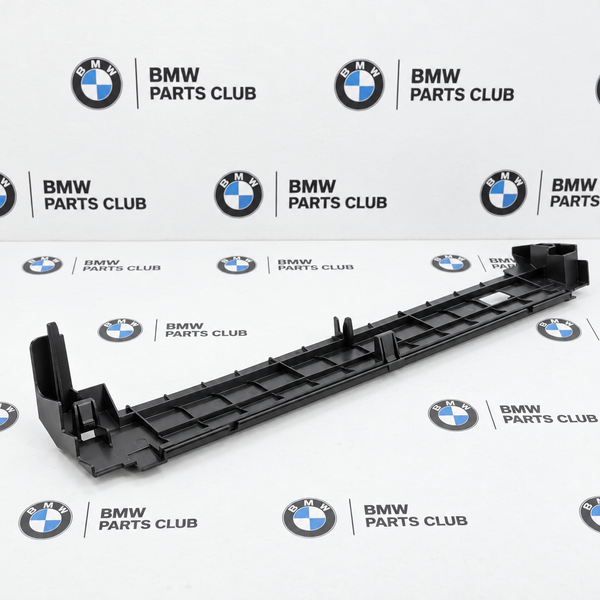 Щиток радіатора верхній (дефлектор) BMW X5 G05, X5 G05 LCI, X5 M F95, X5 M F95 LCI, X6 G06, X6 G06 LCI, X6 M F96, X6 M F96 LCI, X7 G07, X7 G07 LCI 17118655766 17118655766 фото