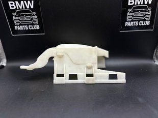 Кришка кронштейну BMW F48 X1 2015-2022 12908617356 12908617356 фото