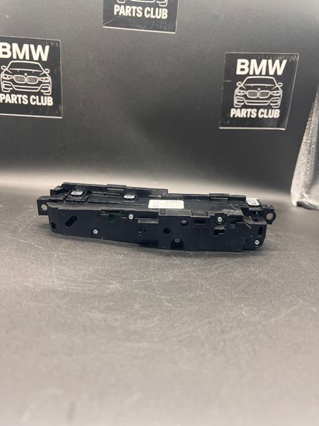 панель управления центральной консоли BMW 530i G30; 2018-2024 61316993923 фото