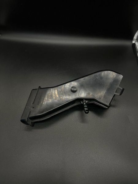 Водосток правий BMW G01 X3 2018-2024 51327411522 51327411522 фото