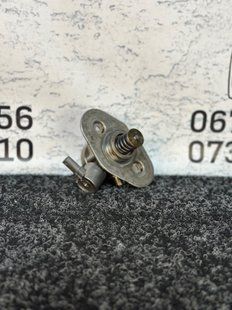 Насос паливний 13518604232 BMW X5 Xdrive F15 2012-2018 13518604232 фото