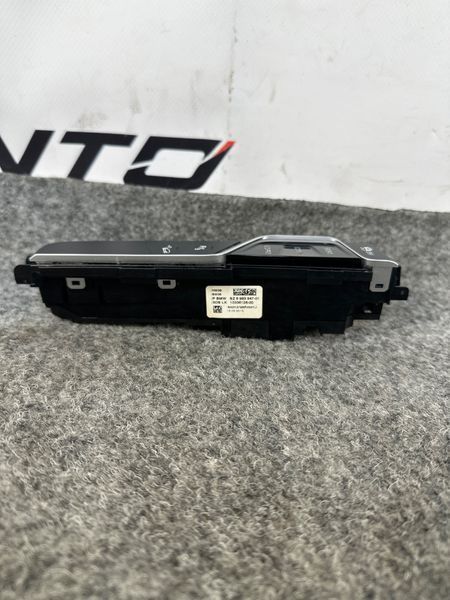 Блок кнопок центральної консолі BMW X3 G01 2018-2024 61316993909 61316993909 фото
